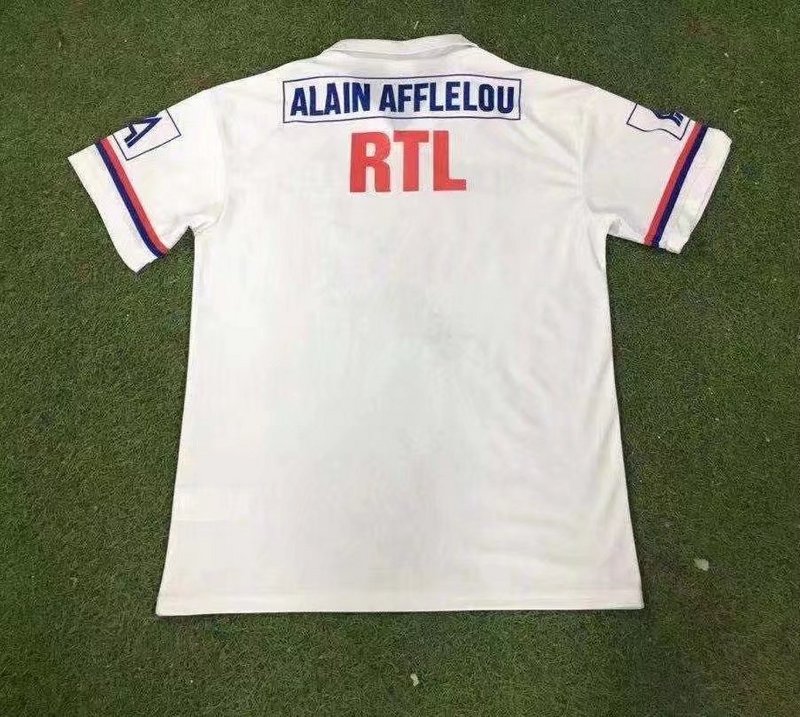 90-91 Paris away